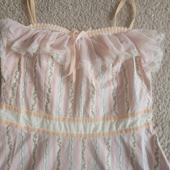 Cottage core dress made in Australia - Picture 11 of 14